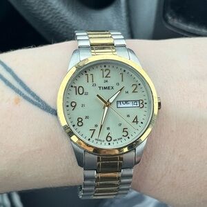 Men’s Timex Indiglo Two-Tone Silver and Gold Men's Watch Stretch Comfort Band A1